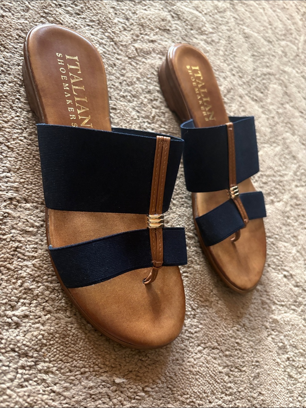 Italian Shoemakers Neema thong sandals